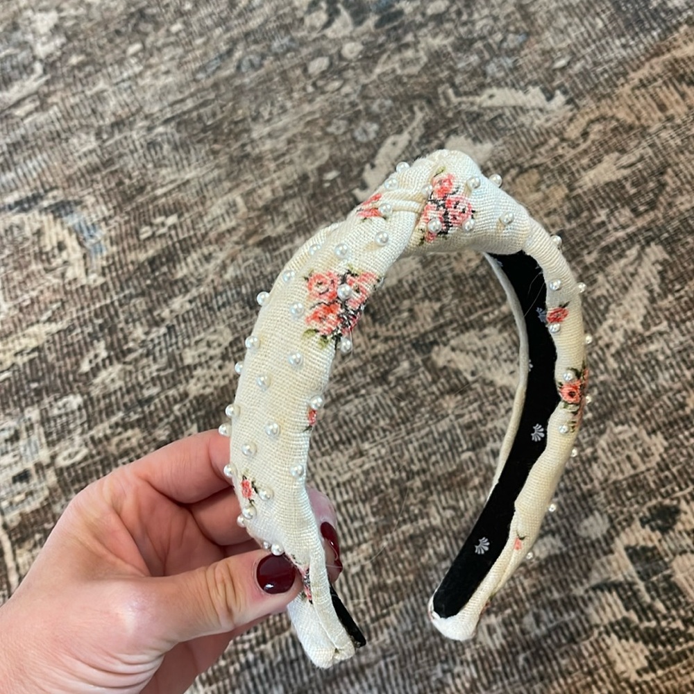 Loveshackfancy & Lele Sadoughi headband collaboration.